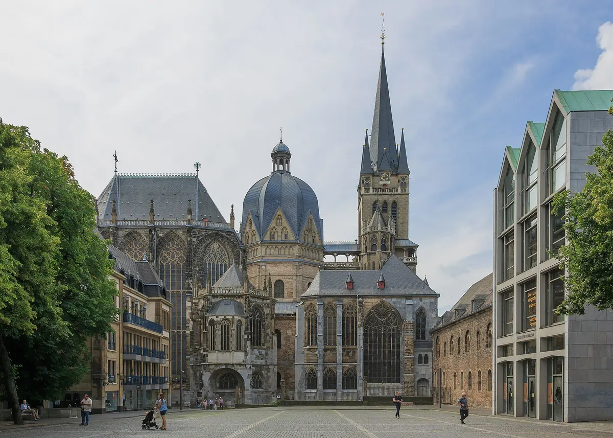Aachen – Direktfahrt & Expresstransport