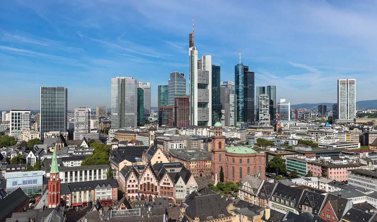 Frankfurt am Main – Direktfahrt & Expresstransport